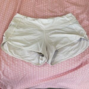 Lululemon Speed Up Lined Short 2.5" White size 2
